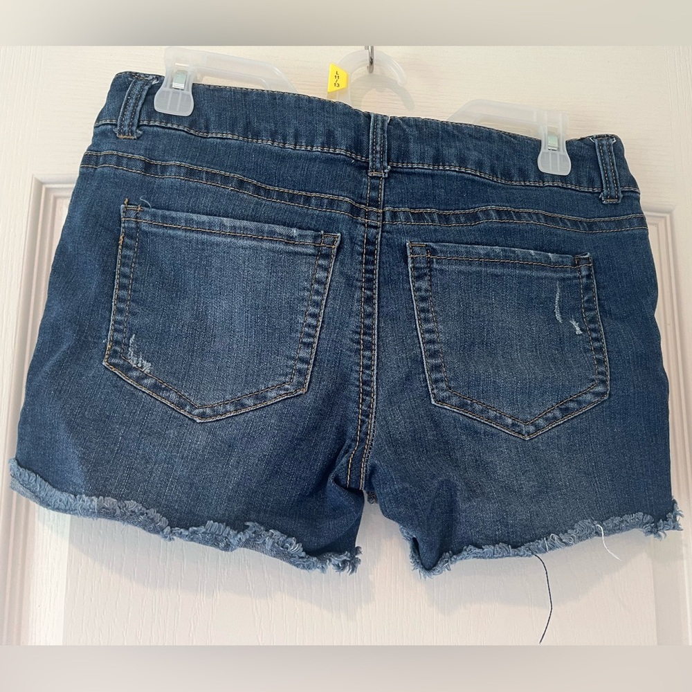 2 pair! Size 7/8 rue 21 shorts!
